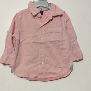 baby gap button down shirt.